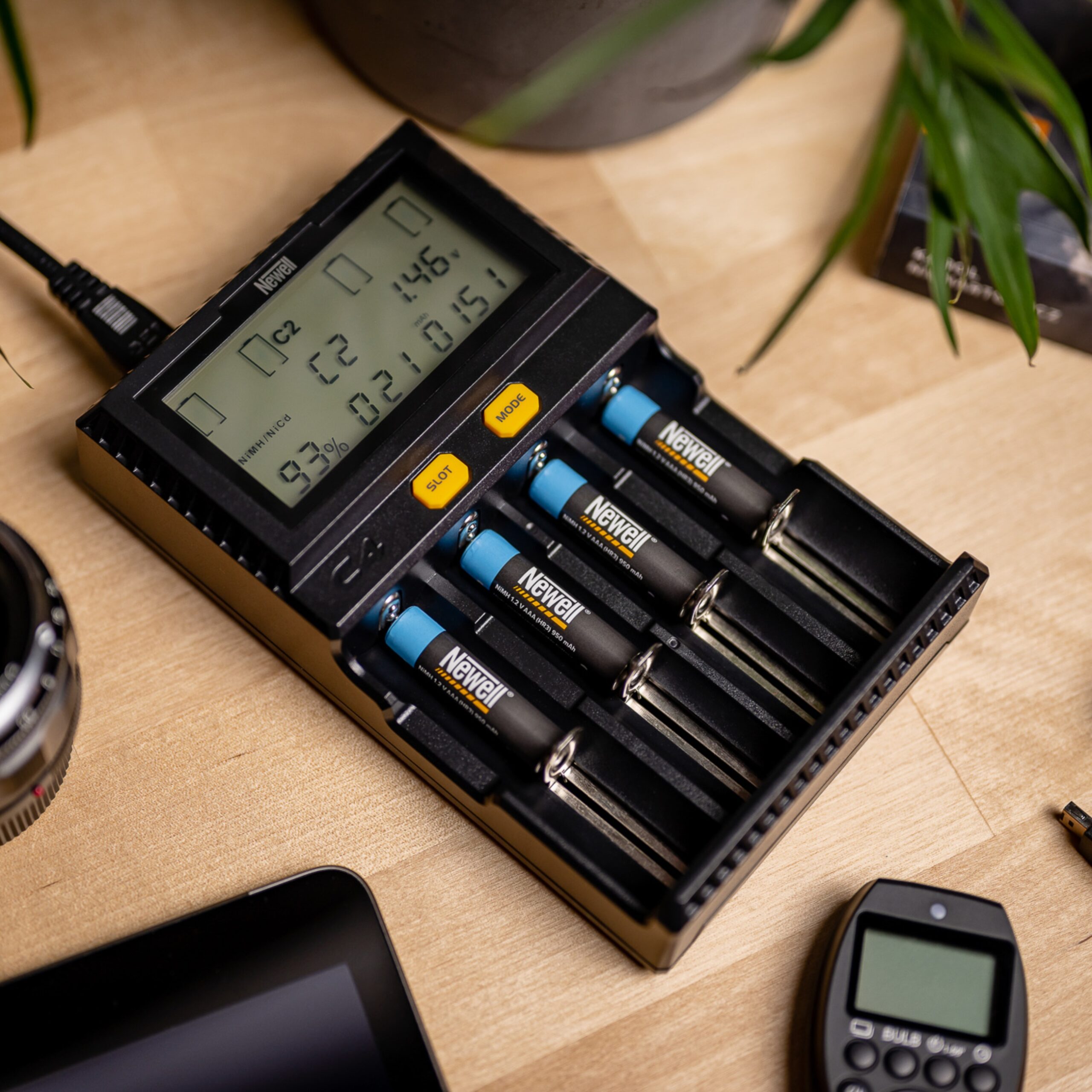 newell-batteries-aaa-akku-950-mah-4-st-ck-nimh-wiederaufladbar image 5