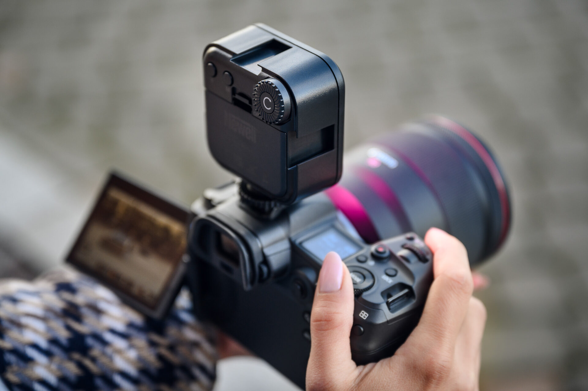 newell-rangha-nano-rgb-w-led-licht-300-lm image 8