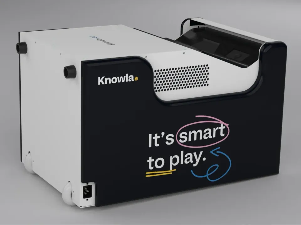 medienlb-knowla-box-hardware-interaktiver-projektor-boden-wand image 1