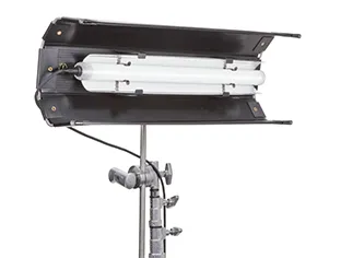 kino-flo-freestyle-cfx-f241-led-leuchte-t21-komplett-set image 1