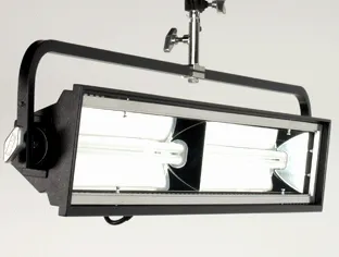 kino-flo-parazip-200-zip-200-120-dmx-led-engine-230v-120v image 1