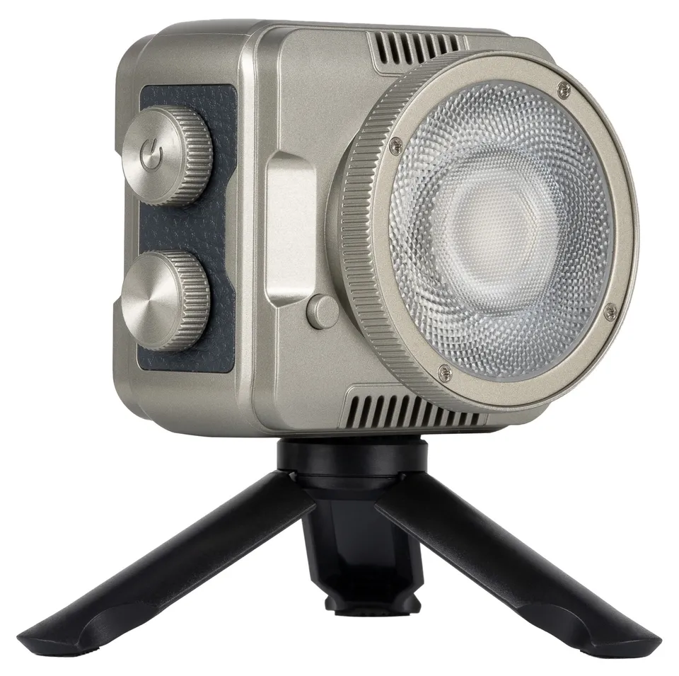 newell-zora-mini-40-rgb-led-leuchte-akku-bowens-set image 1