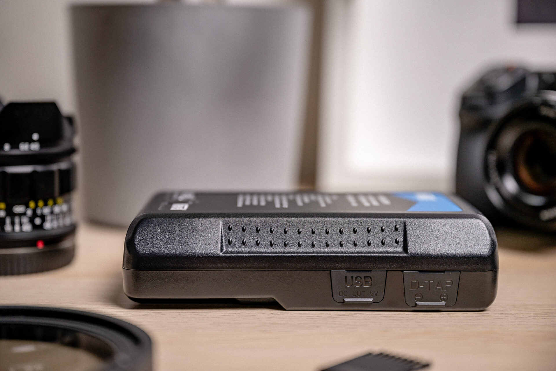 newell-bp-95w-v-mount-akku-6600-mah-mit-d-tap image 8