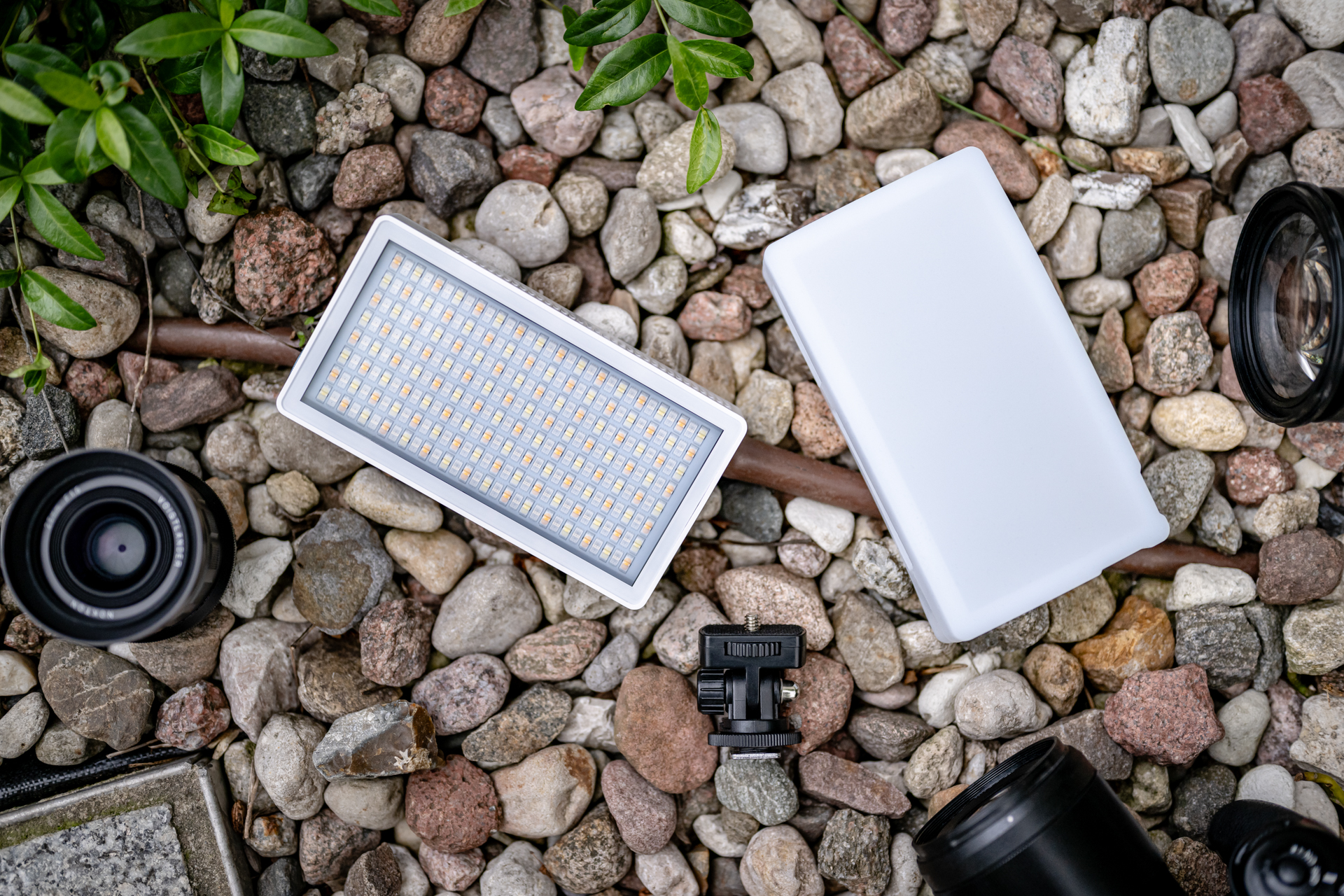 newell-arya-rgb-40w-led-kameraleuchte-akku-usb-c image 6