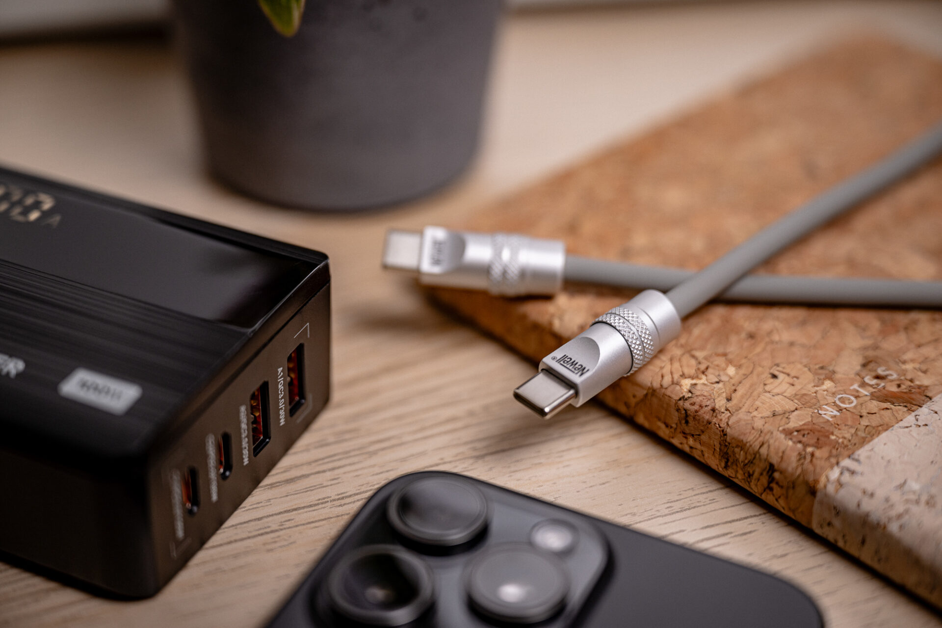 newell-usb-c-auf-usb-c-kabel-100-w-2-m-silikon-grau image 4