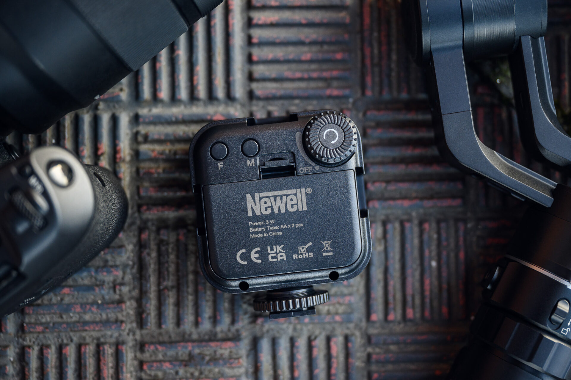 newell-rangha-nano-rgb-w-led-licht-300-lm image 7