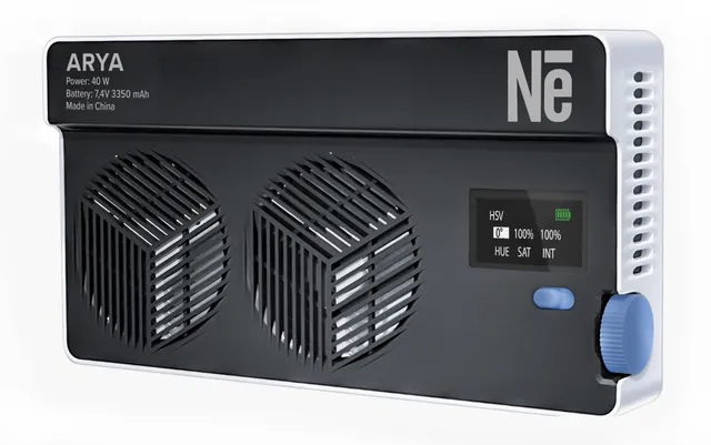 newell-arya-rgb-40w-led-kameraleuchte-akku-usb-c image 1