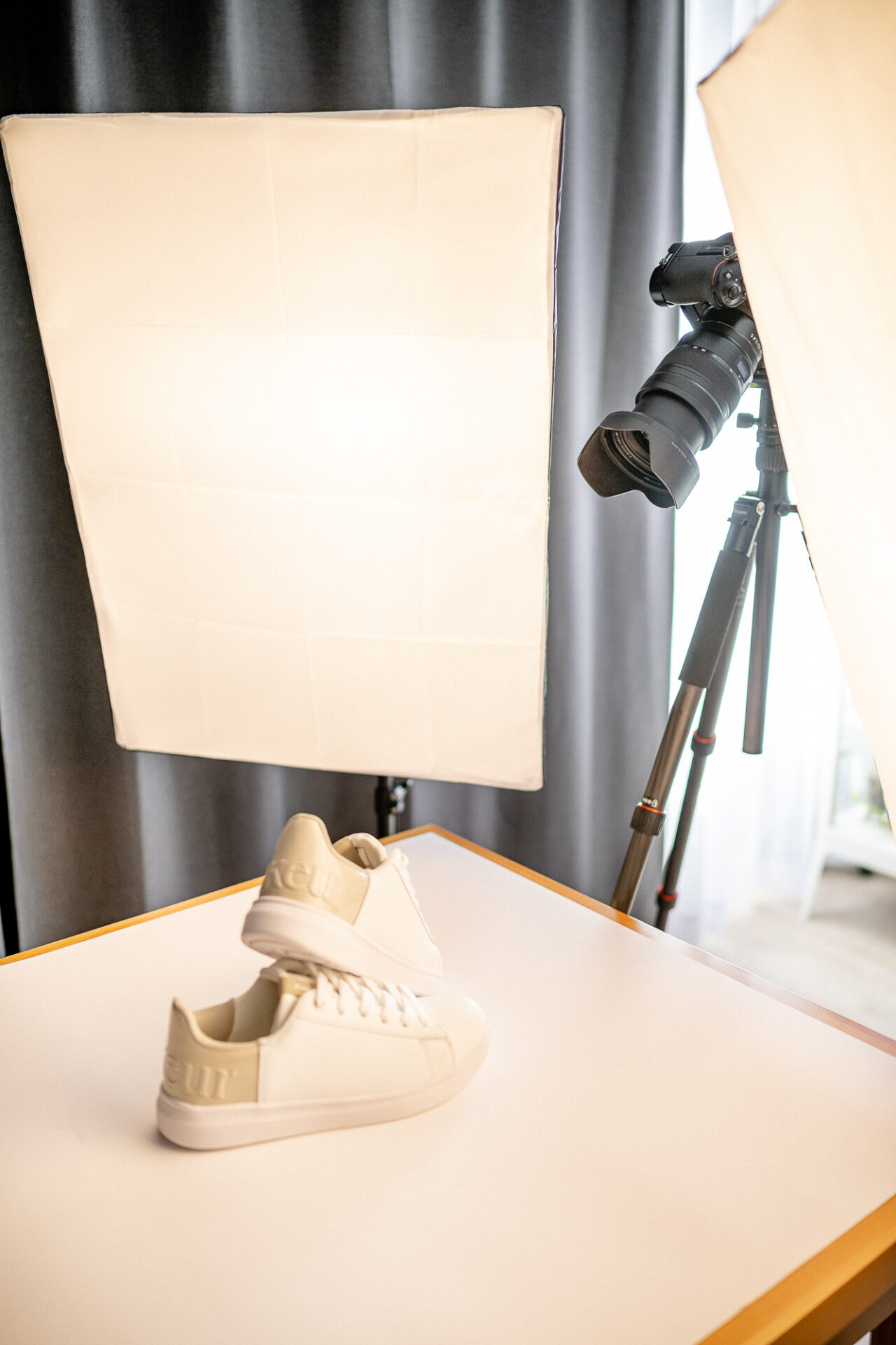 newell-sparkle-led-set-produktfotografie-2x-leuchte-stativ image 7