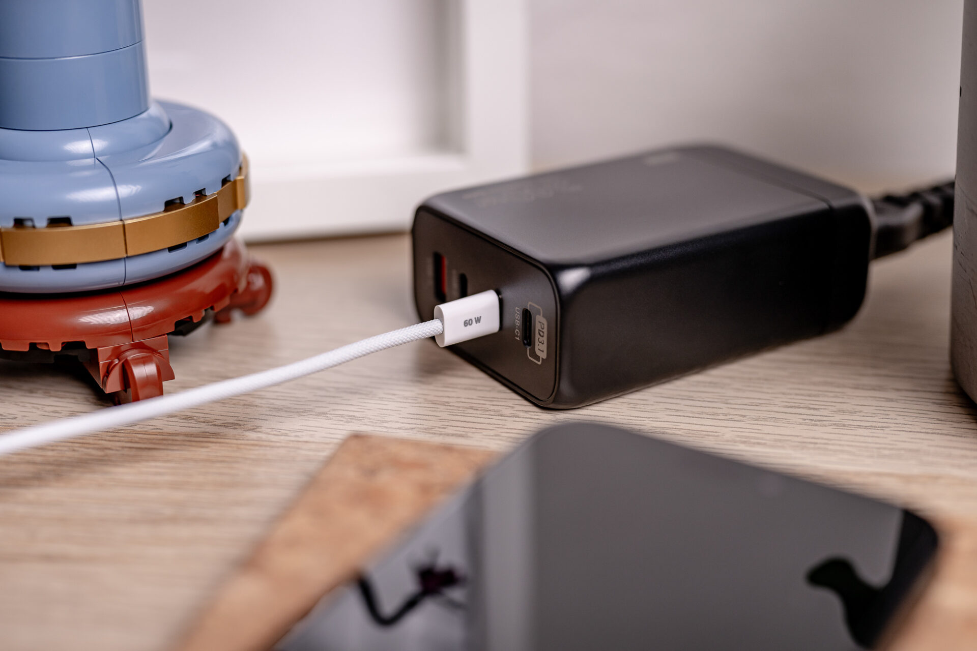 newell-usb-c-auf-usb-c-60w-ladekabel-2-m-wei-geflochten image 6