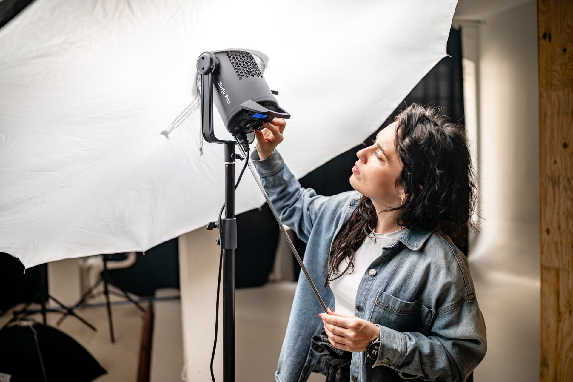 newell-140-cm-reflex-softbox-schirm-silber-mit-diffusor image 7
