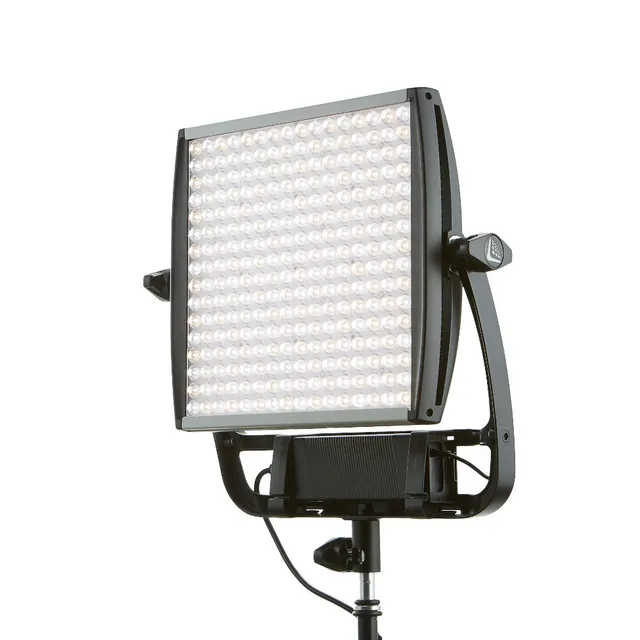 litepanels-astra-3x-bi-color-led-videoleuchte image 1