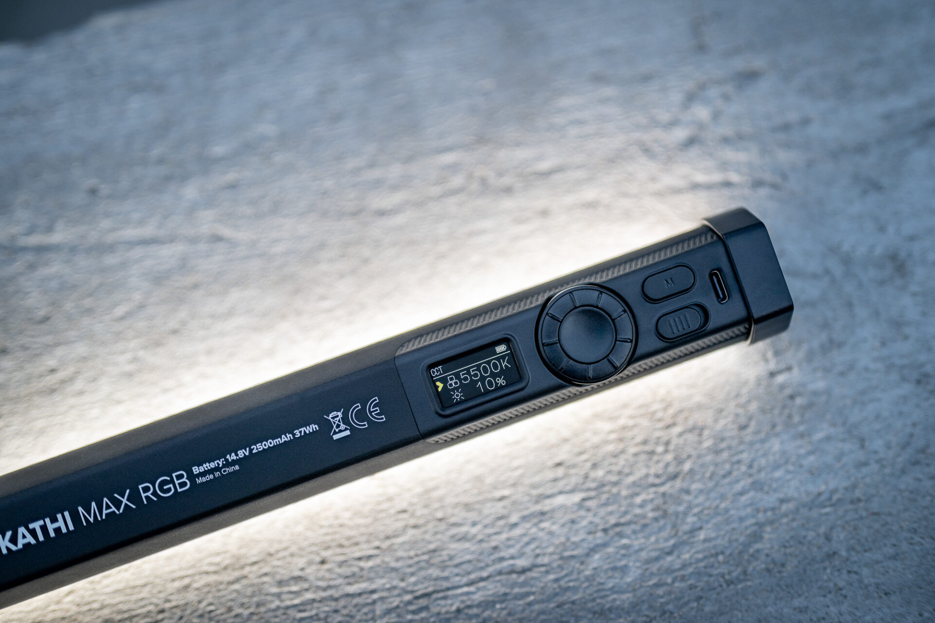 newell-kathi-max-rgb-led-lichtschwert-120cm-2500mah-lichtstab image 8