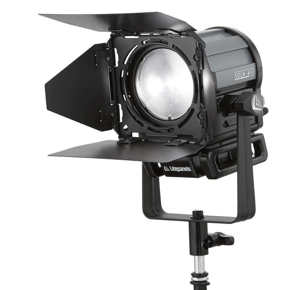 litepanels-sola-4-daylight-fresnel-53w-studiolicht image 2