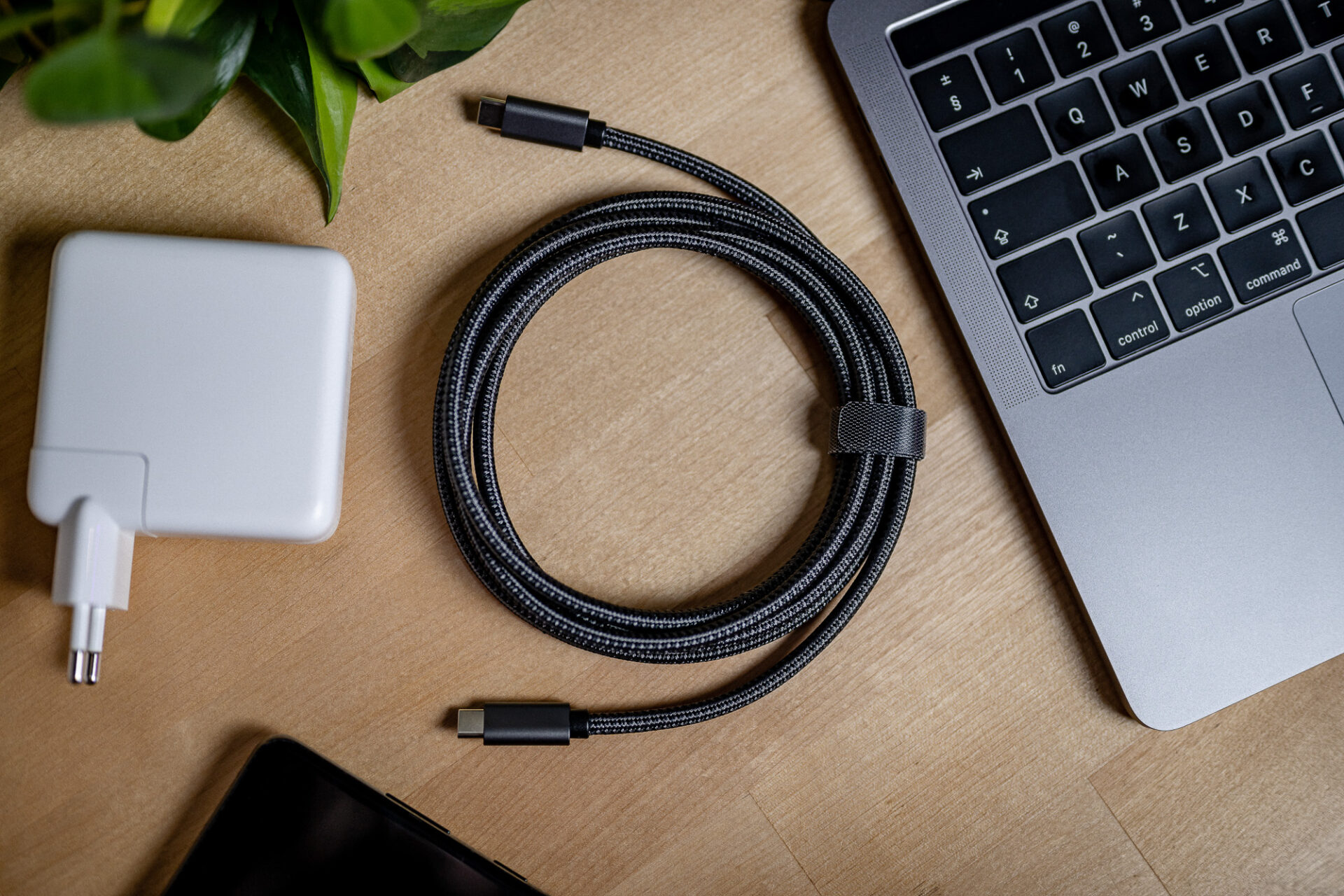 newell-usb-c-3-2-gen-2-kabel-2-m-100w-pd-graphite image 5