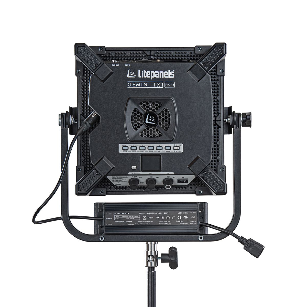 litepanels-gemini-1x1-hard-rgbww-led-panel-eu-kabel image 3