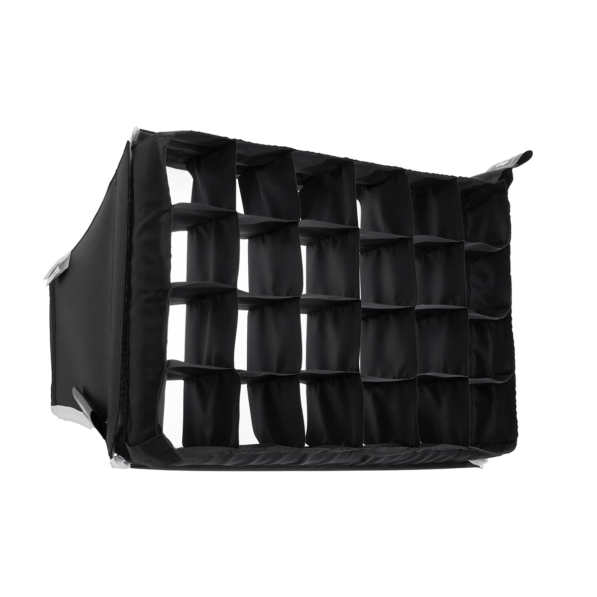 litepanels-snapgrid-eggcrate-40-astra-ip-half-snapbag image 1
