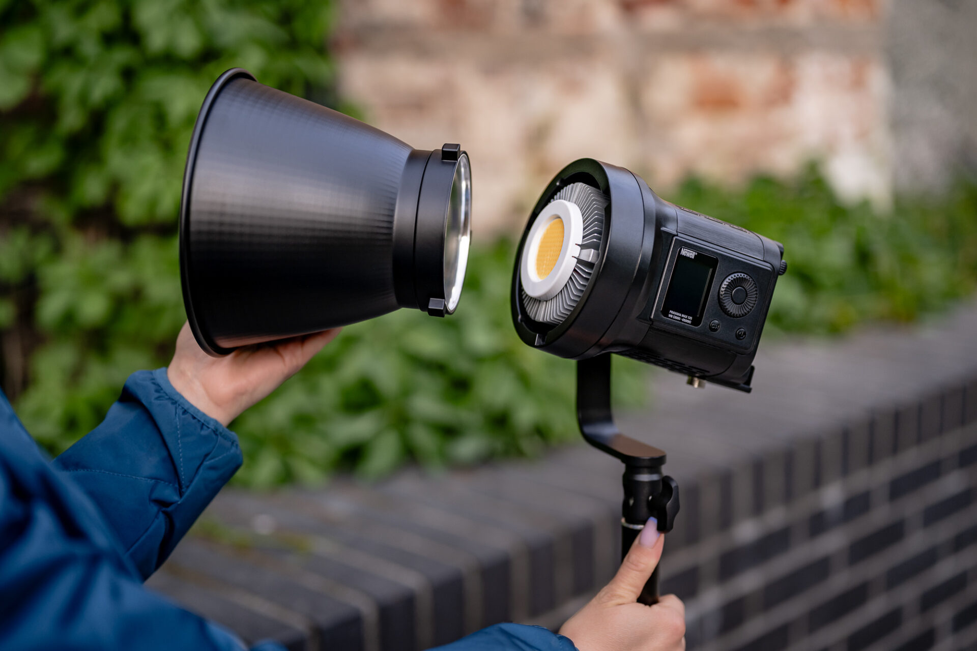 newell-pravaha-max-135-wb-led-leuchte-110w-bowens image 8